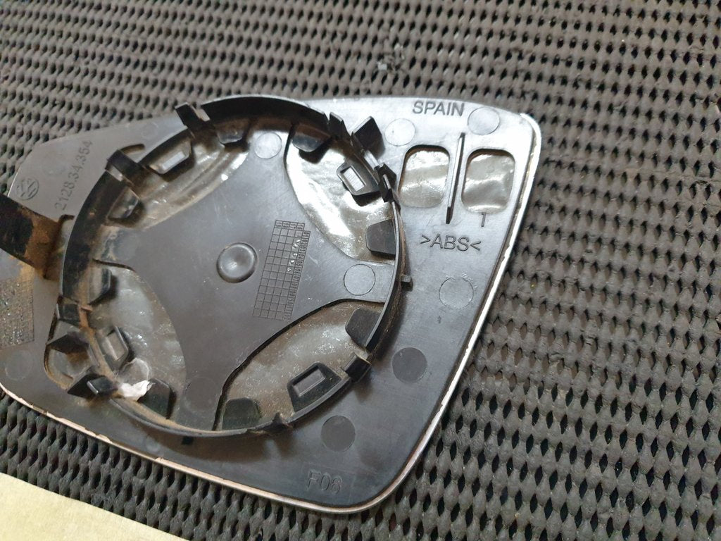 Volkswagen Polo V Right Outer Mirror Glass