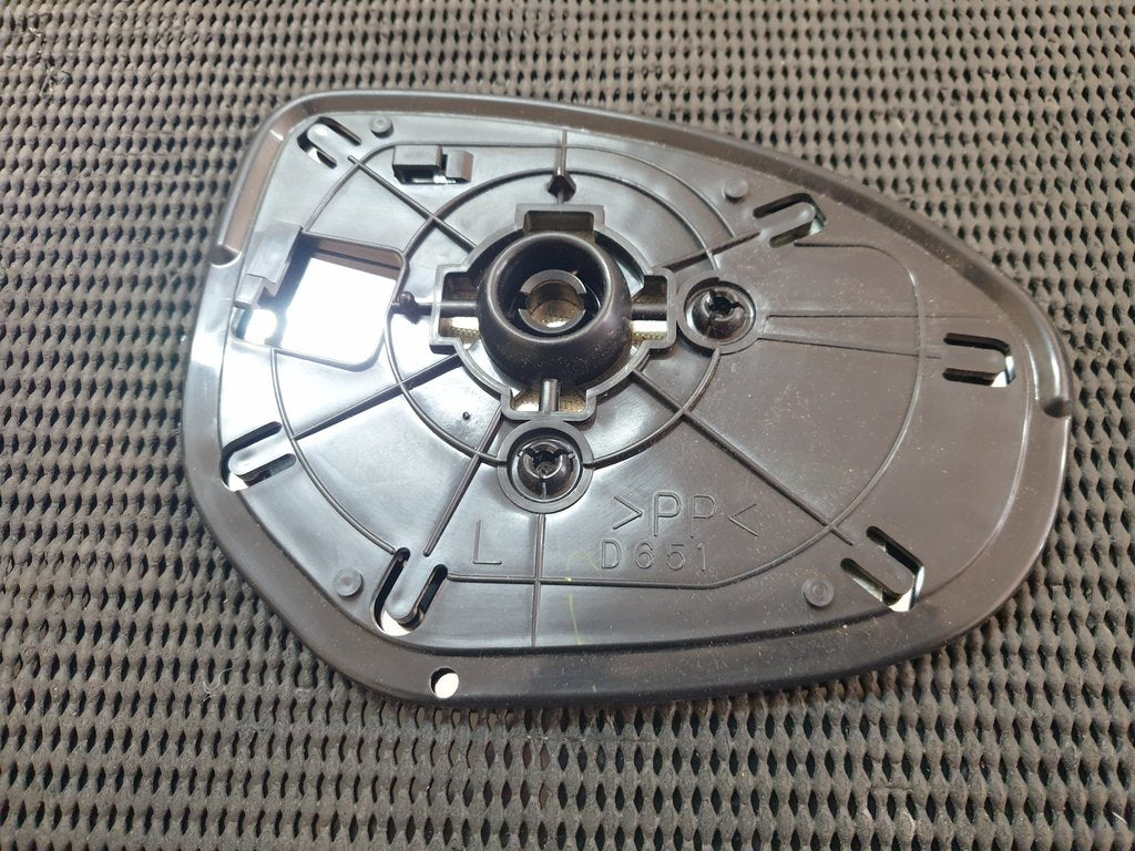 Mazda Mazda2, Mazda3 Left Outer Mirror Glass