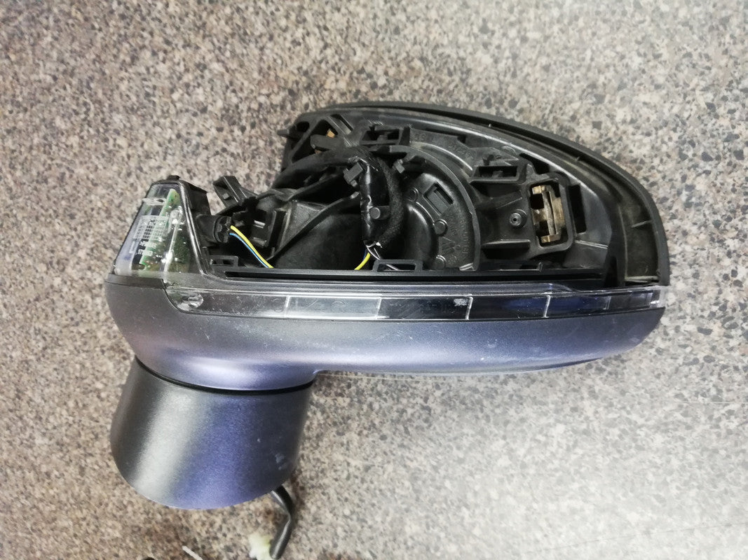 Audi A1 3 Door Hatchback 2017 Left Outer Mirror Incomplete, No Cover, No Mirror Glass