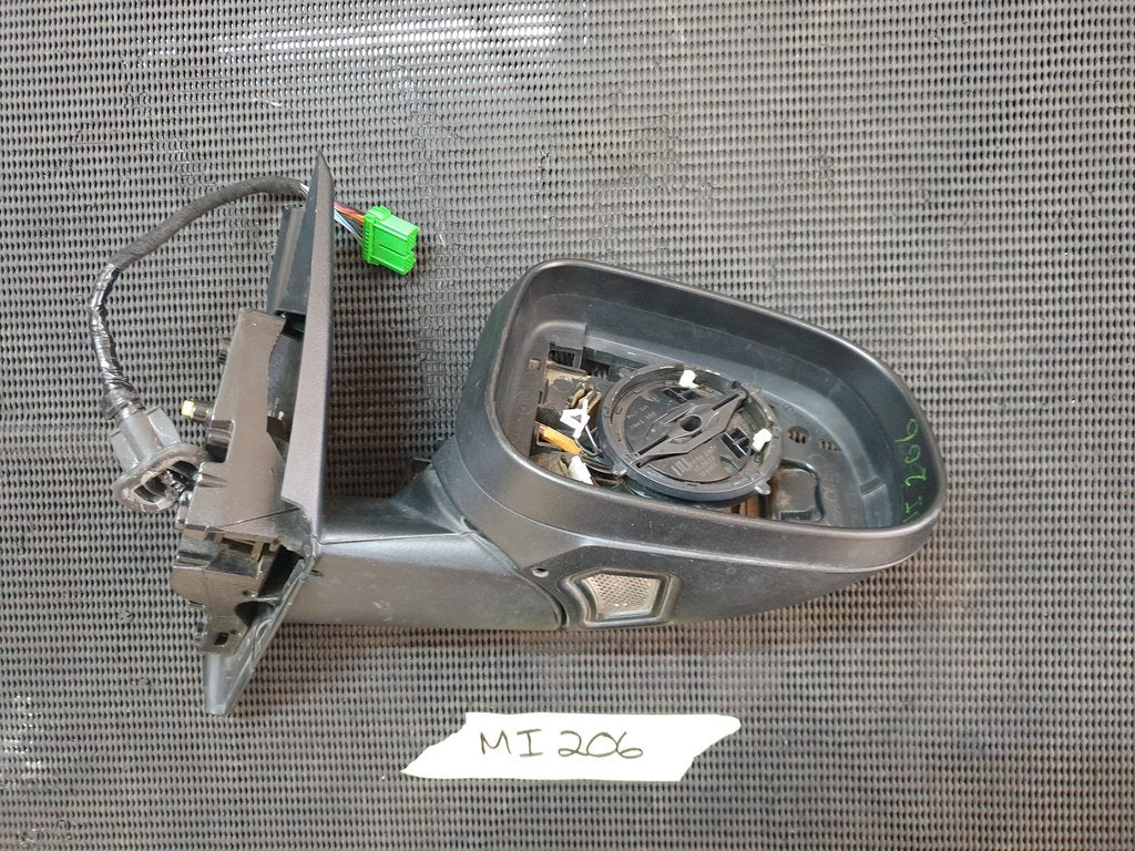 Volvo S60 2015 Right Outer Mirror Incomplete , No Glass, No cover