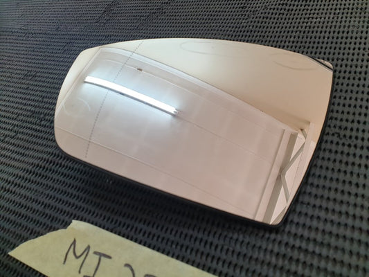 Ford EcoSport Left Outer Mirror Glass