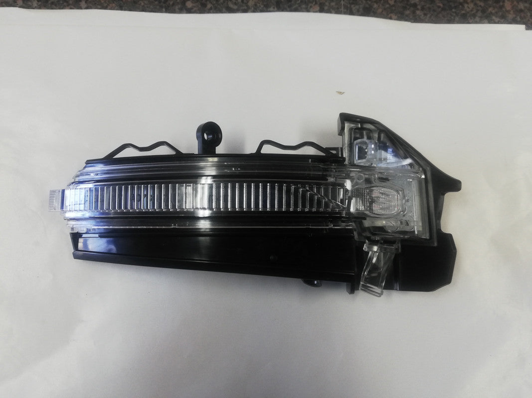 Audi Q8 RSQ8 2021 Right Outer Mirror Indicator Light