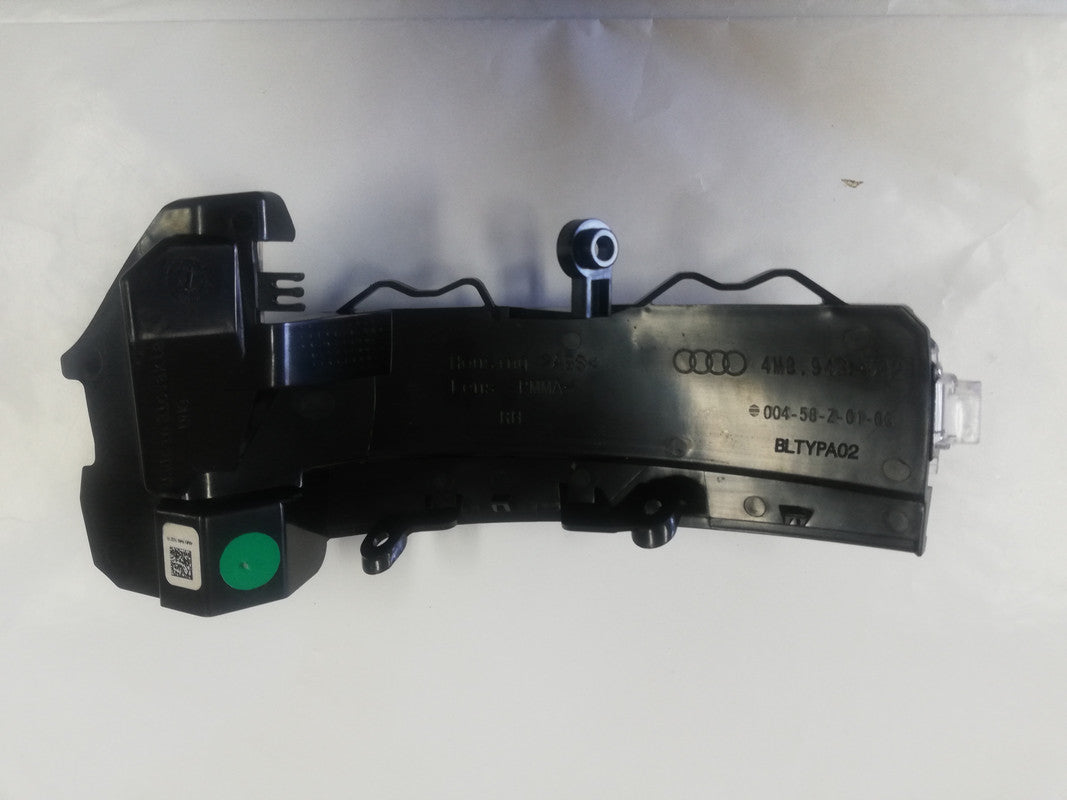 Audi Q8 RSQ8 2021 Right Outer Mirror Indicator Light