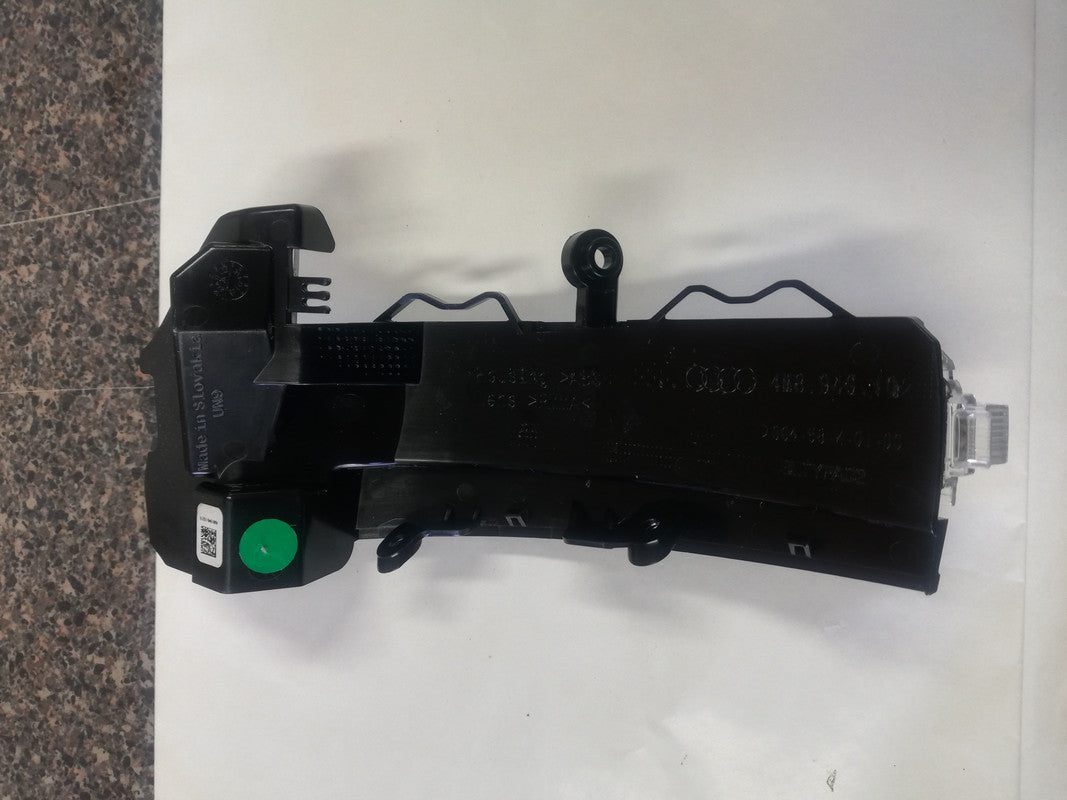 Audi Q8 RSQ8 2021 Right Outer Mirror Indicator Light