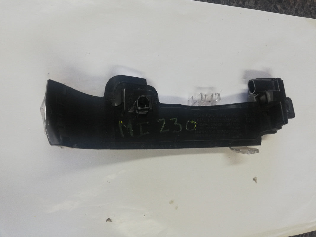 Volvo V60 2011 Left Outer Mirror Indicator Light