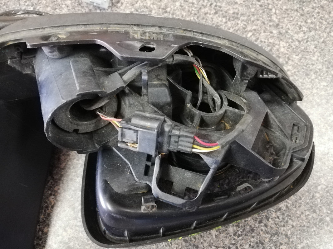 Renault Duster 2018, 2019 Right Incomplete Electric Door Mirror, No Glass, No Cover