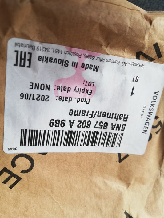 Volkswagen Tiguan Right Outer Mirror Frame