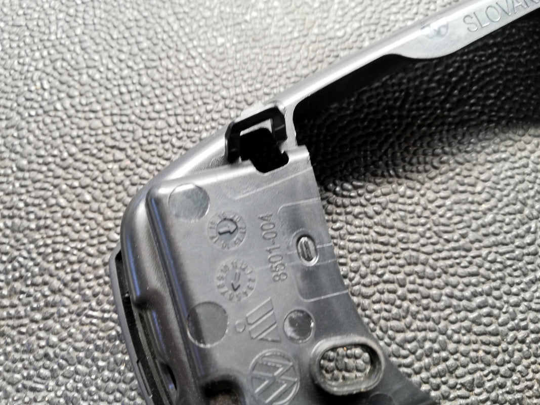 Volkswagen Tiguan Right Outer Mirror Frame