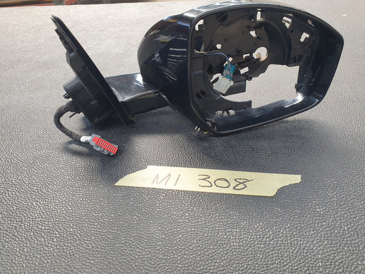 Original Used Jaguar F-Pace 2019 Right Outer Mirror Base Incomplete, No Indicator, No Cover, No Mirror Glass