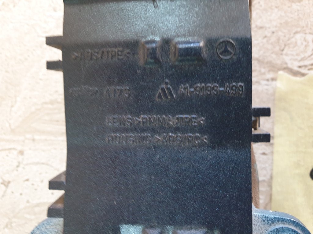 Mercedes-Benz C-Class W203 Left Outer Mirror Indicator Light