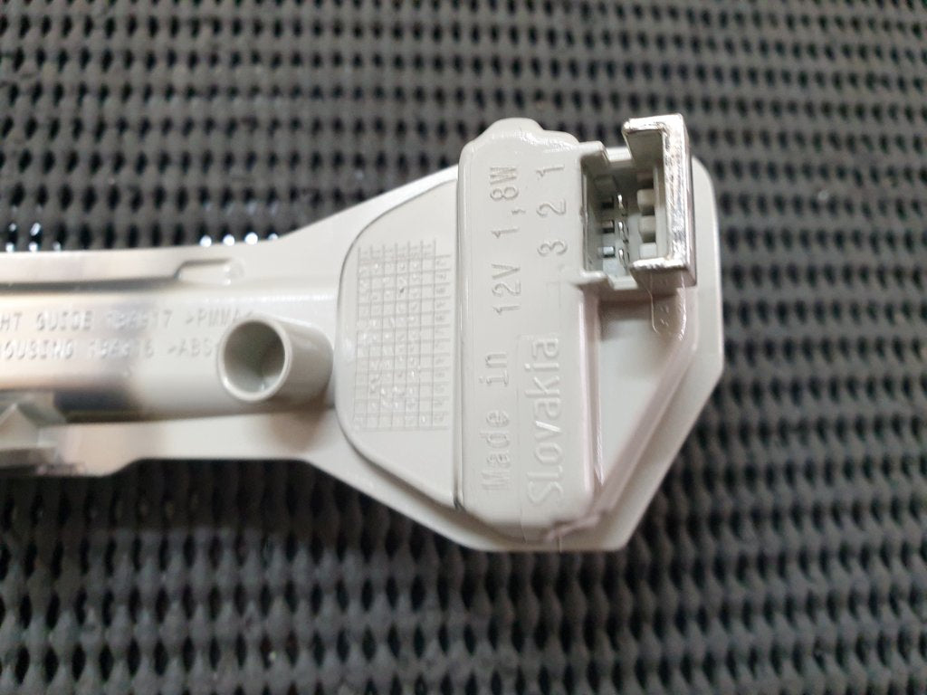 Volkswagen Golf VII 7 Left Outer Mirror Indicator Light