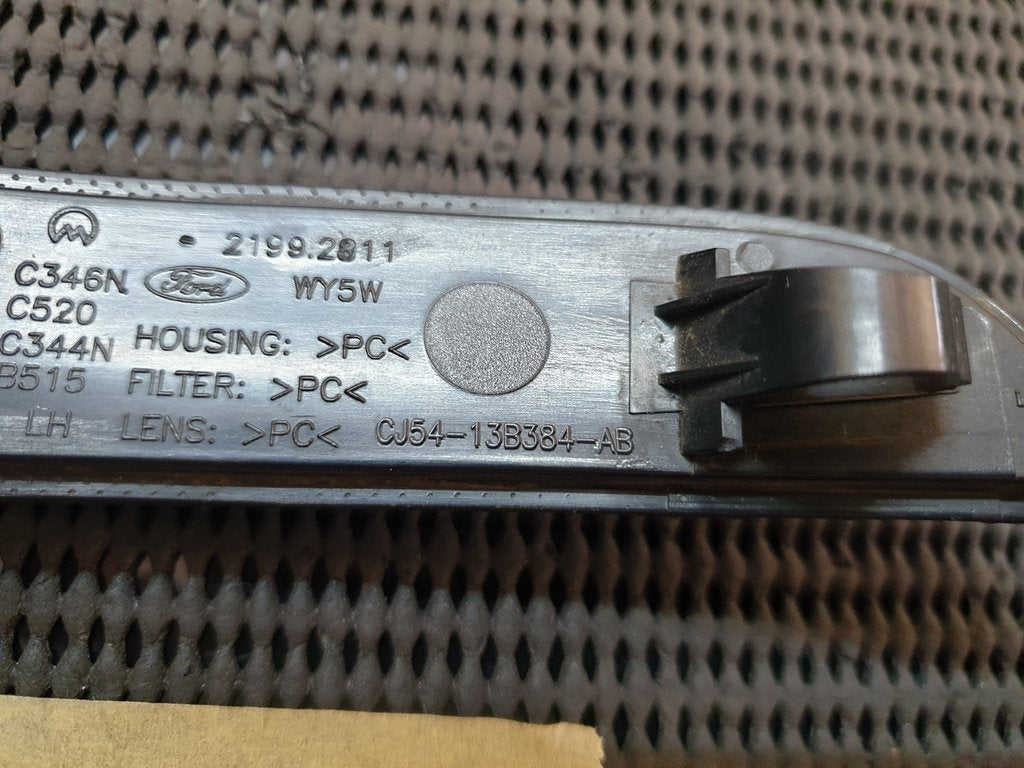 Ford Focus Left Outer Mirror Indicator Light