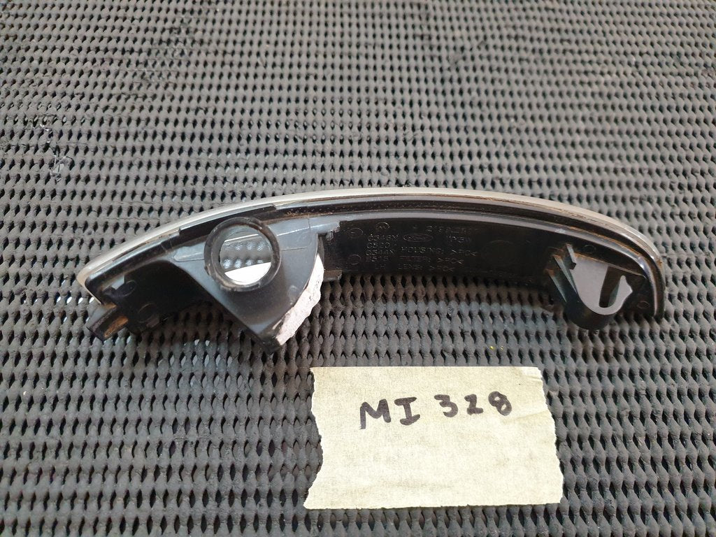 Ford Focus Left Outer Mirror Indicator Light