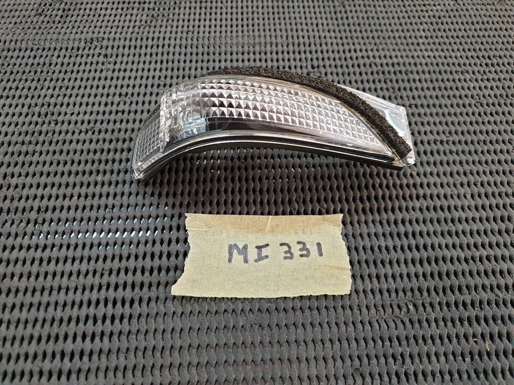 Toyota Corolla Right Outer Mirror Indicator Light