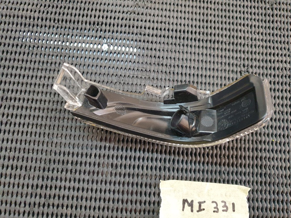 Toyota Corolla Right Outer Mirror Indicator Light