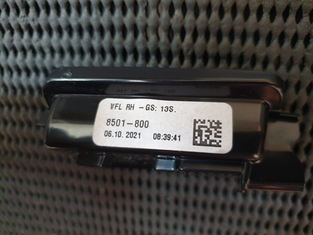 Volkswagen Tiguan Right Outer Mirror Puddle Lamp
