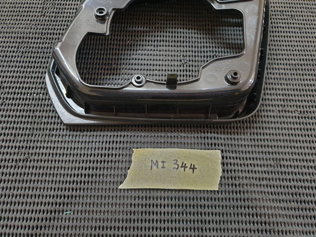 Mercedes-Benz V-Class Vito W447 Right Outer Mirror Frame