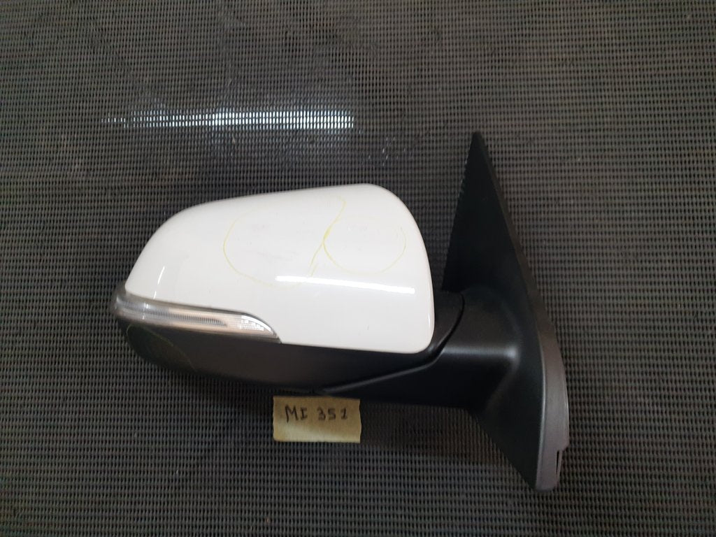 Hyundai Creta Right Outer Mirror Complete