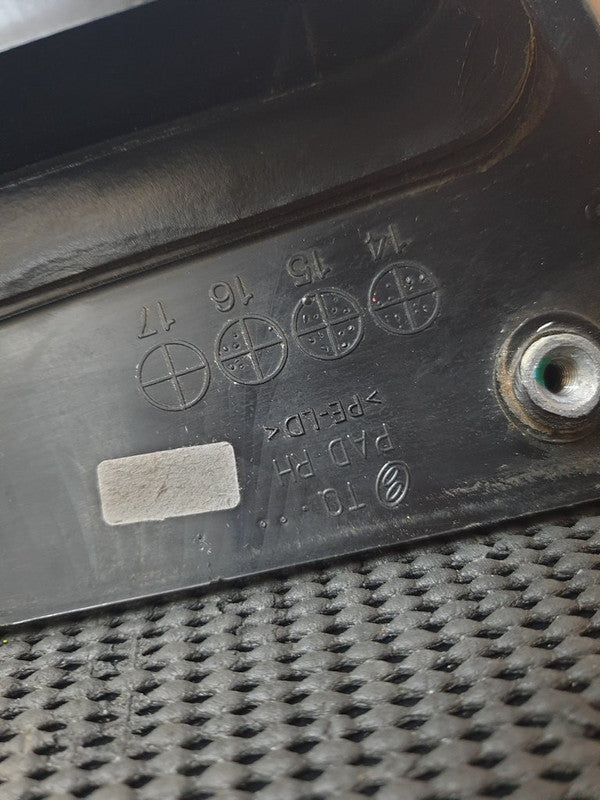 Hyundai H1 Right Outer Mirror Incomplete, No Glass, Missing Bottom Cover
