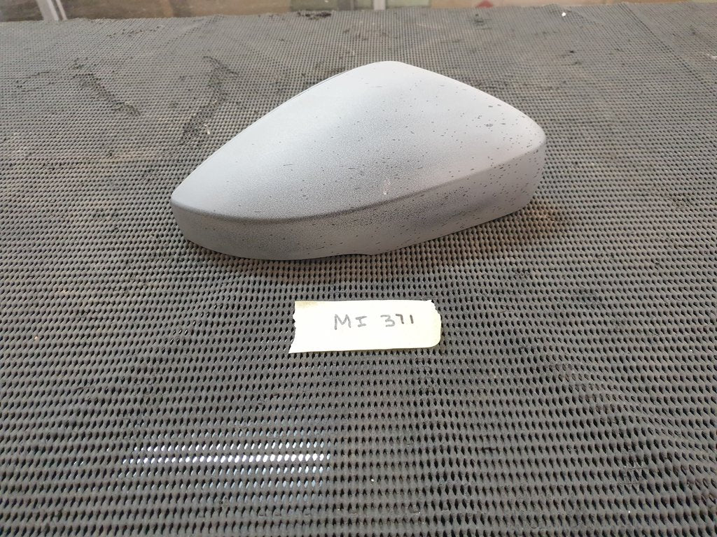 Volkswagen Aftermarket Polo Right Outer Mirror Cover