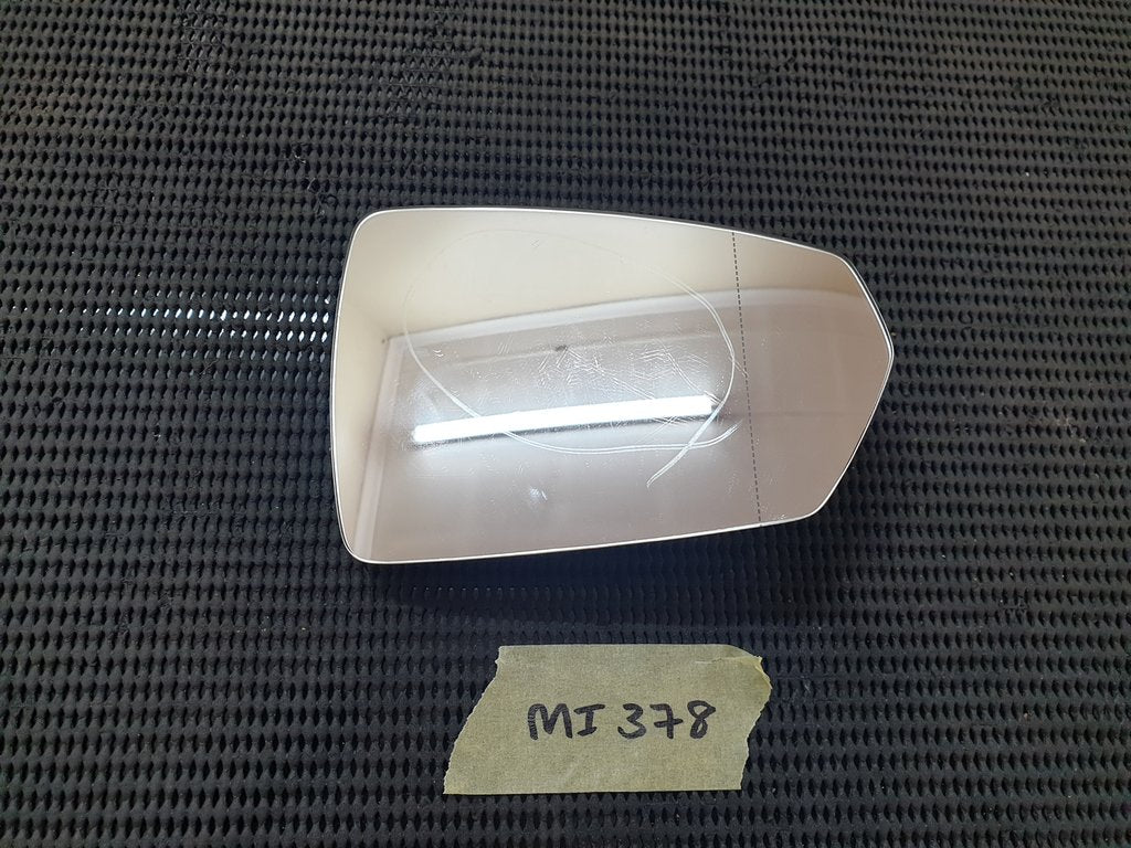 Volkswagen Polo Right Outer Mirror Glass