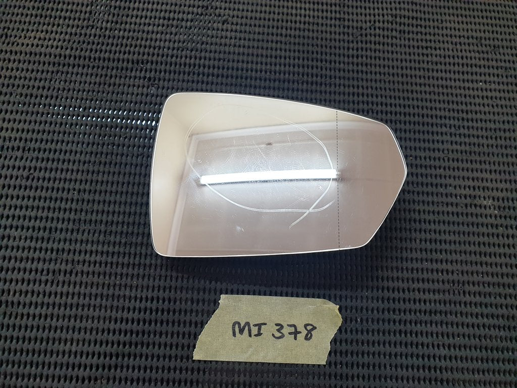 Volkswagen Polo Right Outer Mirror Glass