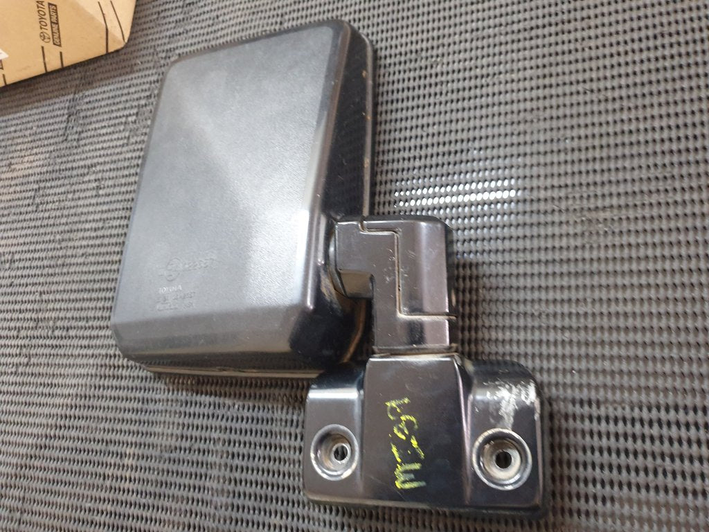 Toyota Land Cruiser Right Outer Mirror Complete