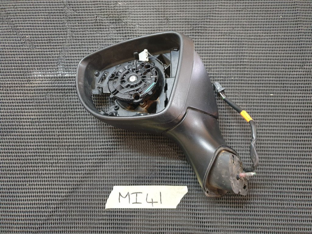 Renault Clio Left Outer Mirror Base, No Cover, No Glass