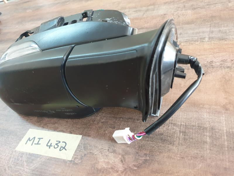Original Used Toyota Hilux Right Outer Mirror Incomplete, No Cover