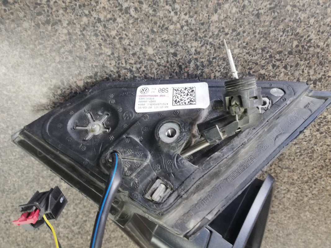 Volkswagen Polo Right Outer Electric Mirror Incomplete, With Indicator Light, No Cover, Mirror Glass