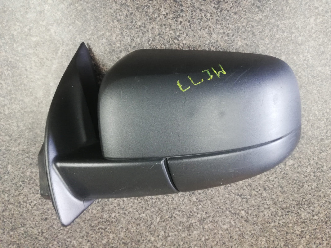 Ford Ranger 2017 Left Outer Electric Mirror Incomplete, Broken Mirror Glass