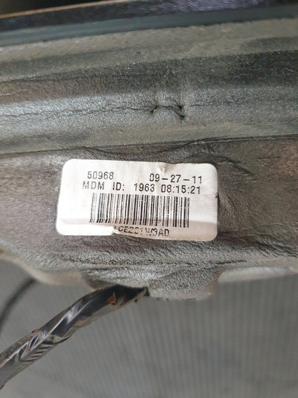 Dodge Journey Right Outer Mirror Incomplete, Broken Lower Cover