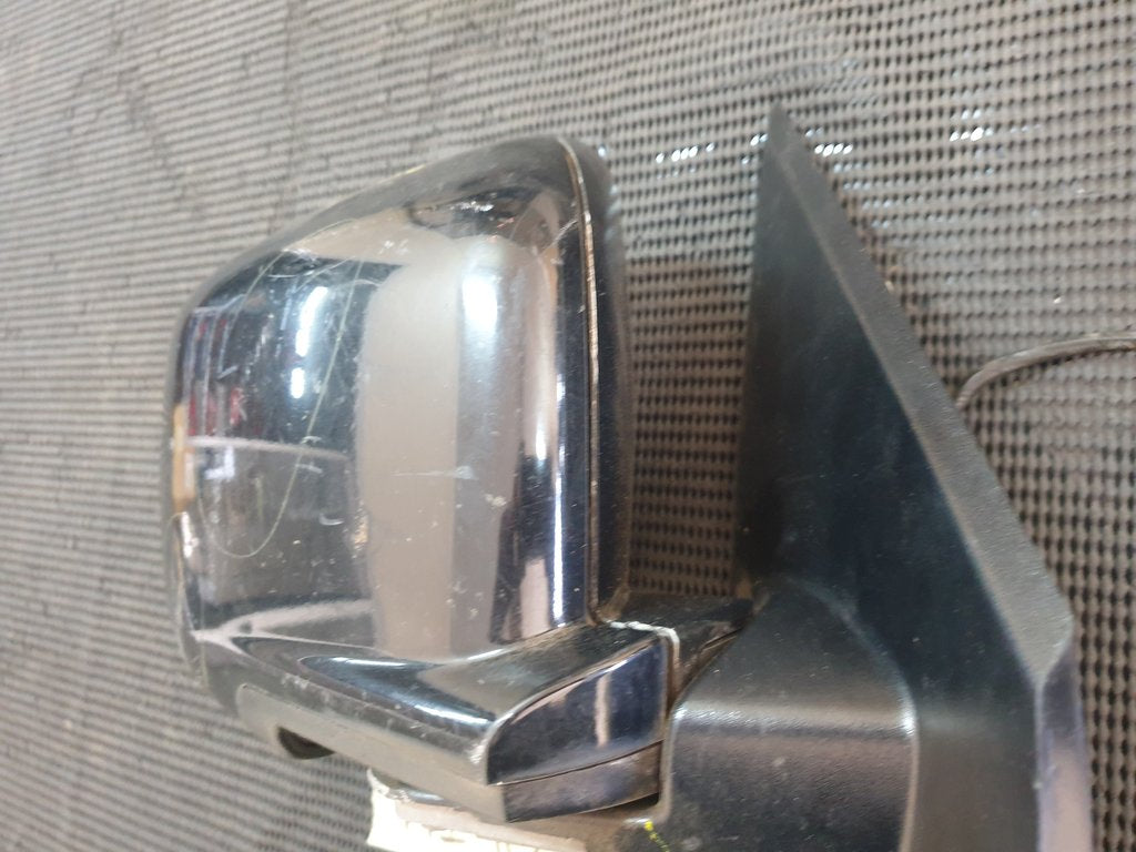 Dodge Journey Right Outer Mirror Incomplete, Broken Lower Cover