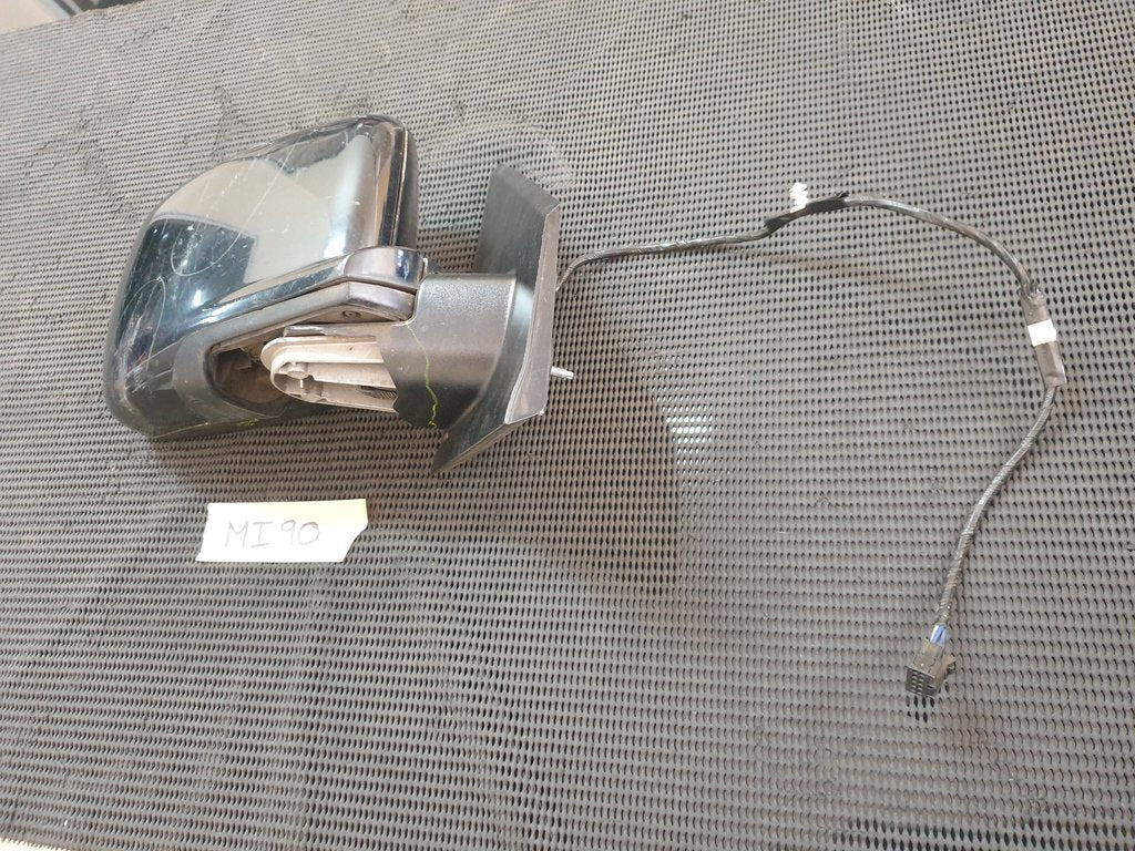 Dodge Journey Right Outer Mirror Incomplete, Broken Lower Cover
