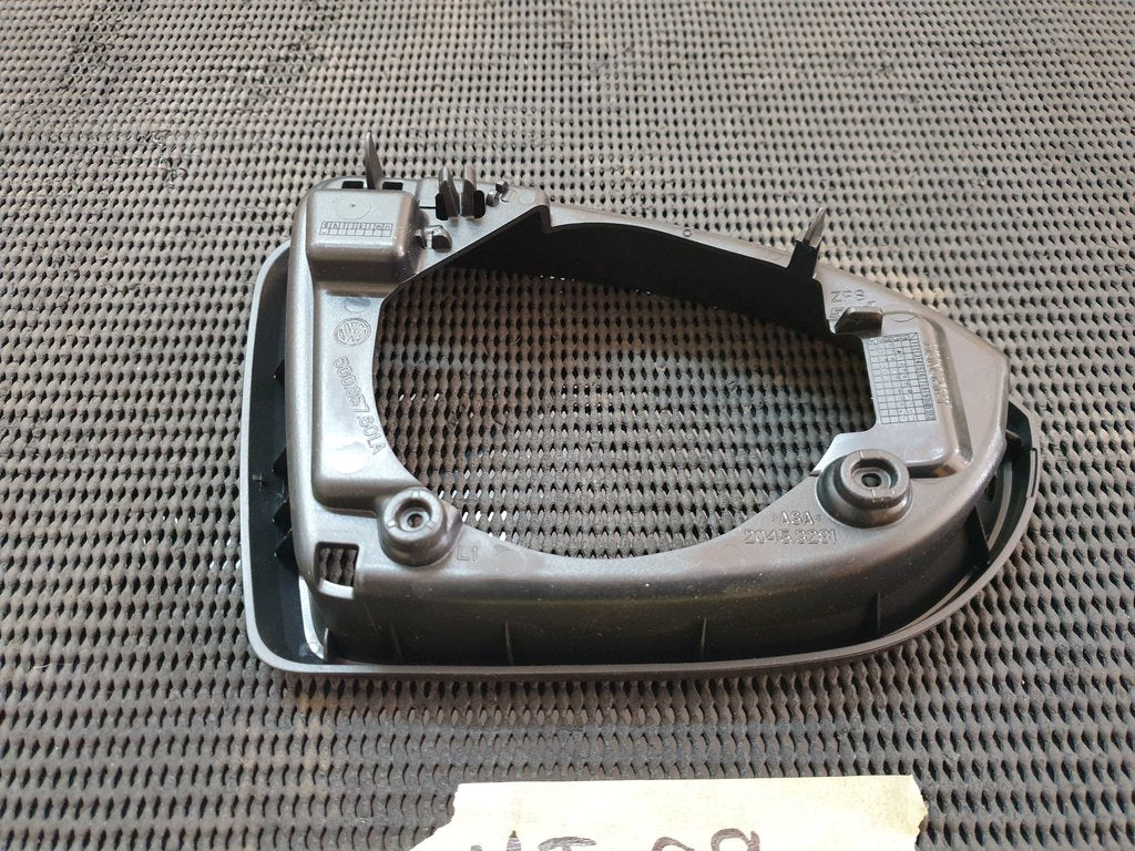 Volkswagen Golf 7 2013, 2014, 2015, 2016, 2017 Left Outer Mirror Frame
