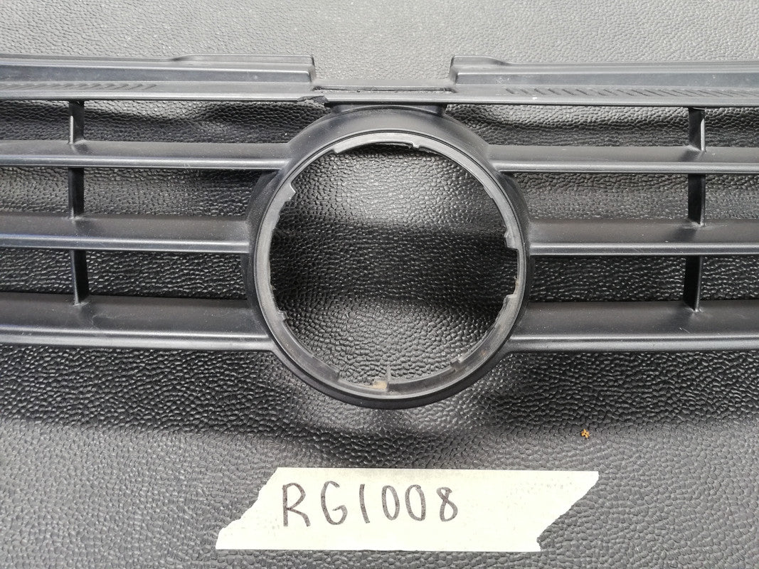 Volkswagen Polo Vivo 2014 Upper Radiator Grille