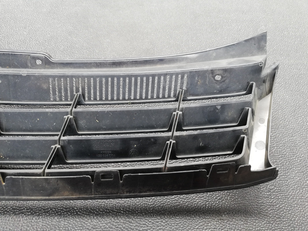 Volkswagen Polo Vivo 2014 Upper Radiator Grille