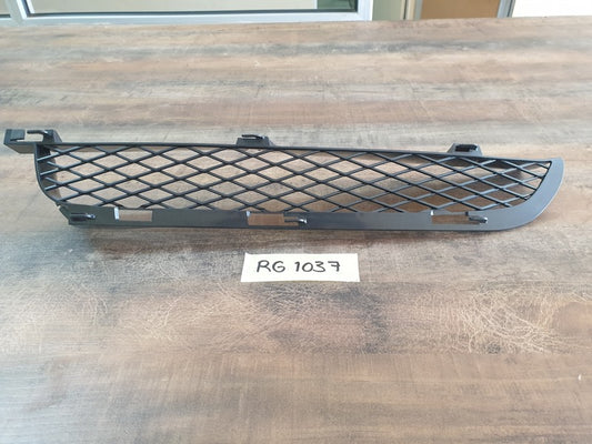 BMW Aftermarket X5 E53 Front Bumper Lower Right Air Intake Grille