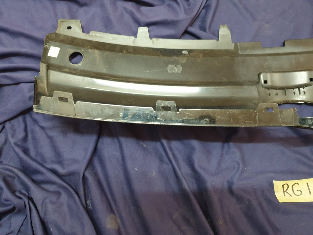 Volkswagen Polo V 1.2 TDI Radiator Grille - Light Wear and Tear