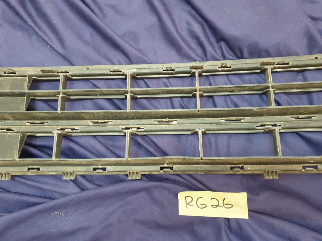 Volkswagen Polo Front Lower Center Radiator Grille