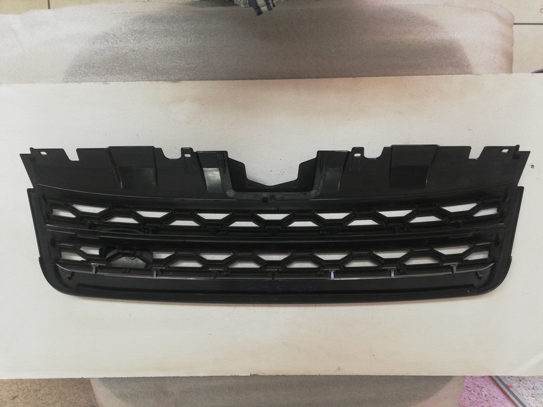 Land Rover Discovery Sport 2014, 2015, 2016, 2017, 2018, 2019 Front Bumper Grille