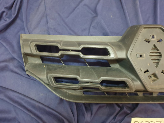 Renault Kwid Radiator Grille - Wear and Tear