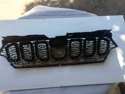 Mahindra Scorpio S11, 2022 Radiator Grille