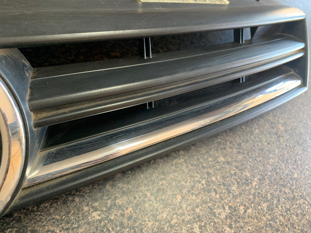 Volkswagen Polo 2018, 2019, 2020, 2021, 2022, 2023 Radiator Grille