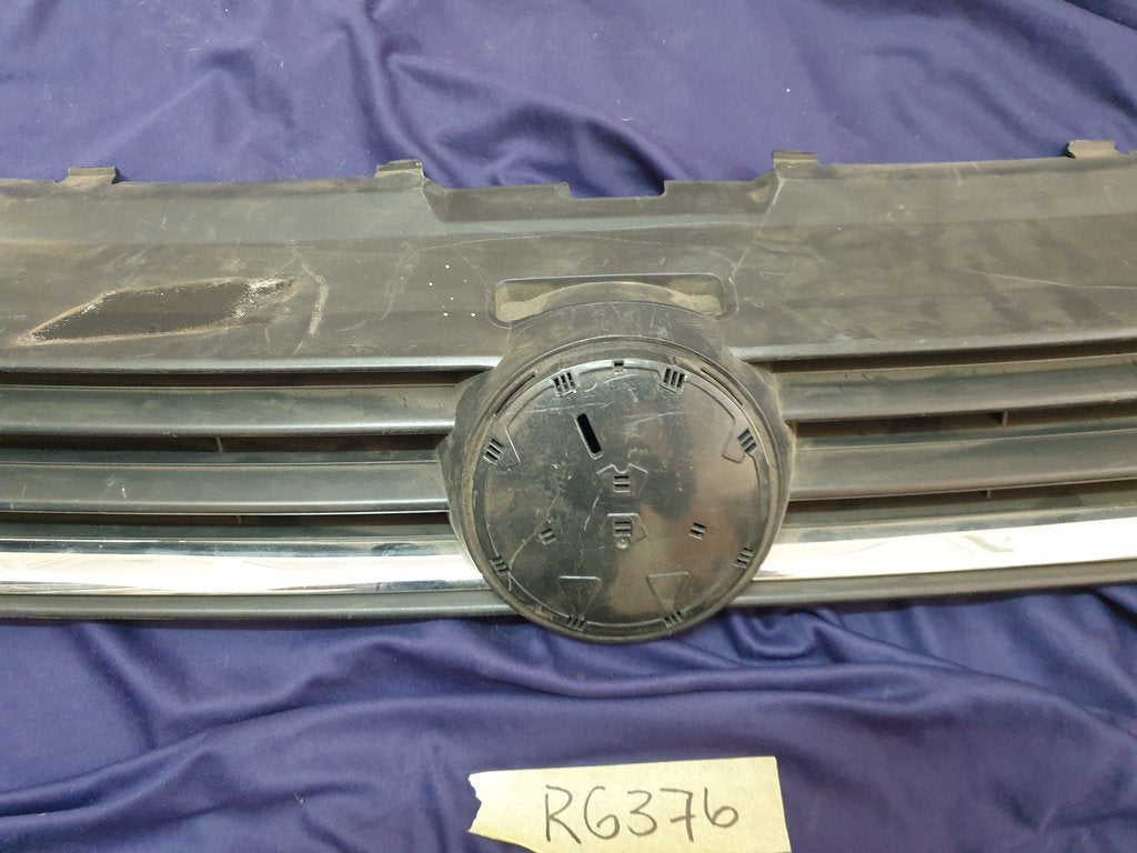 Volkswagen Aftermarket Polo 7 TSI Radiator Grille - Wear and Tear