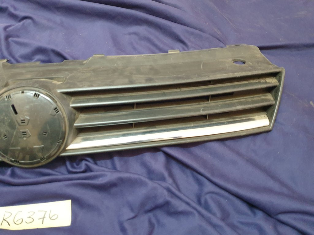 Volkswagen Aftermarket Polo 7 TSI Radiator Grille - Wear and Tear