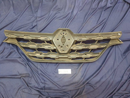 Renault Triber Radiator Grille - Wear and Tear, Crack