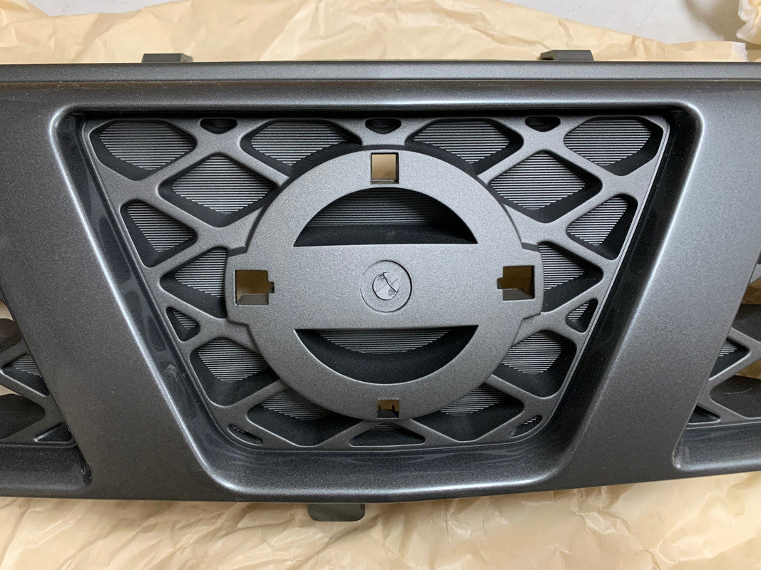 Nissan X-Trail 2007 Radiator Grille