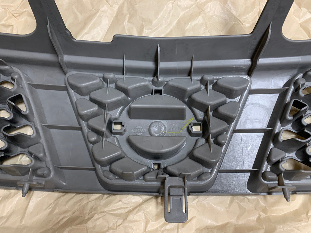 Nissan X-Trail 2007 Radiator Grille