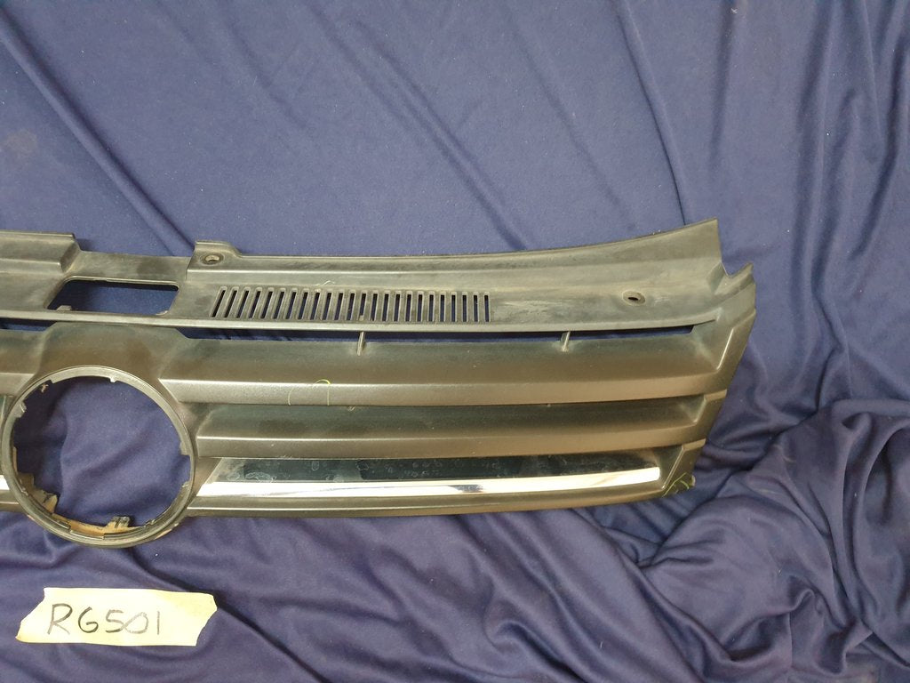 Volkswagen Polo Radiator Grille - Wear and Tear, Scratches